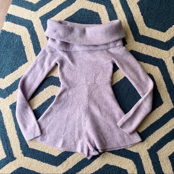 💜 URBAN OUTFITTERS LAVENDER OPEN SHOULDER KNIT ROMPER! - Picture 5 of 9